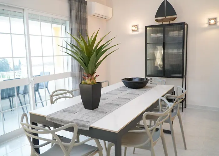 アパート Bernard